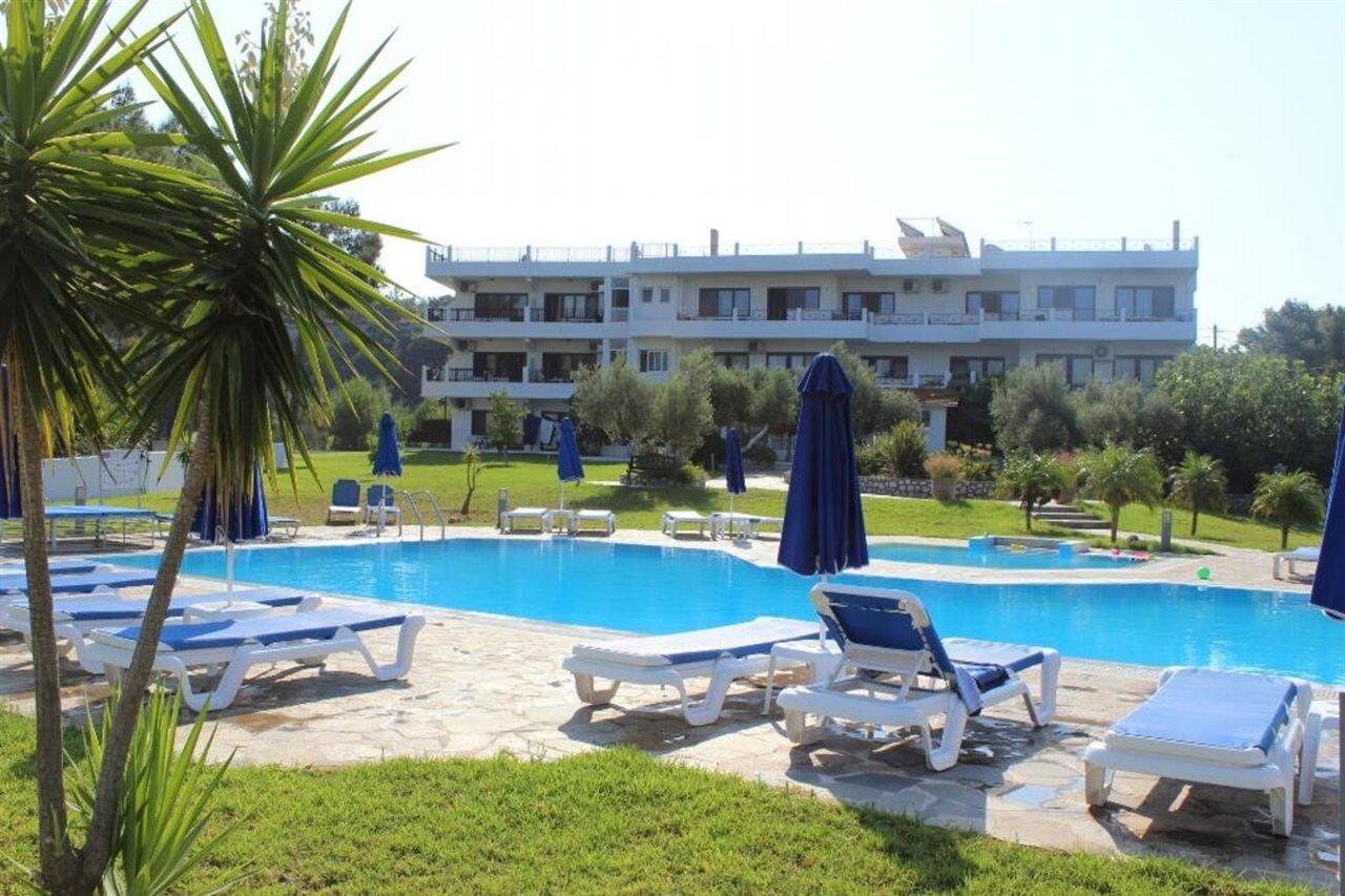 Helena Christina Aparthotel Asgourou ภายนอก รูปภาพ